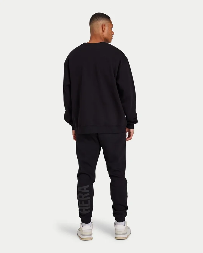 Mens label sweatshirt – black Mens label sweatshirt – black