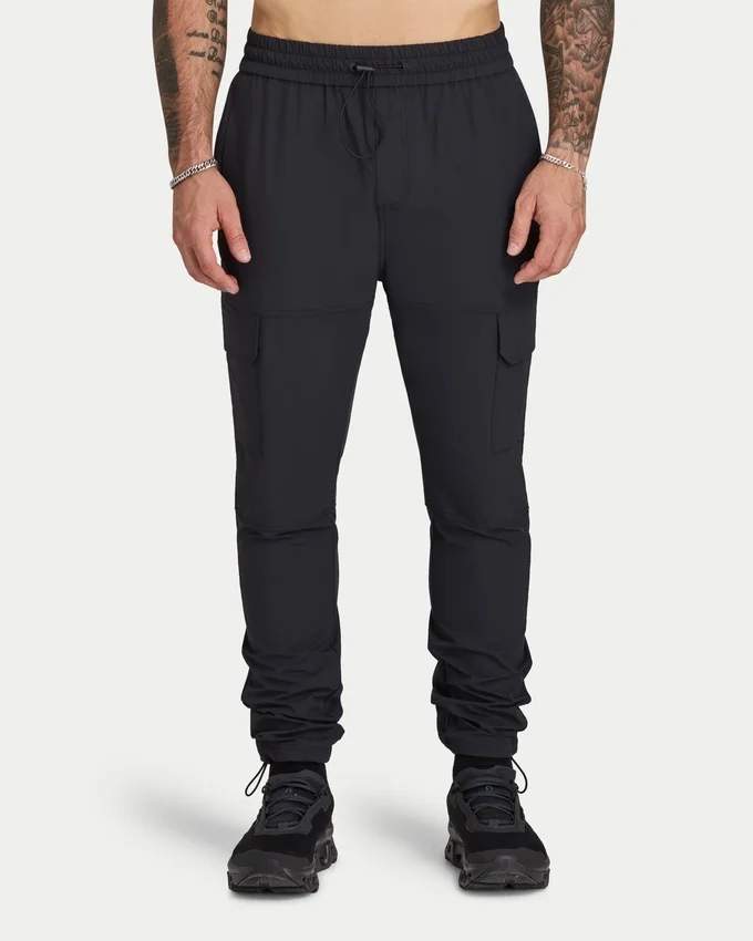 Mens tapered tech cargo pant Mens tapered tech cargo pant