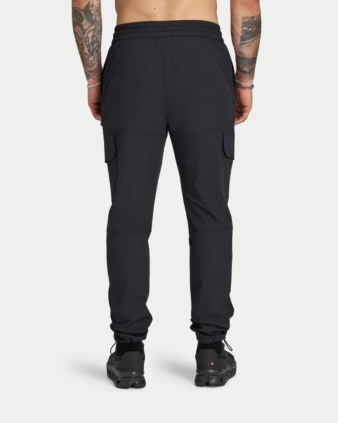 Mens tapered tech cargo pant Mens tapered tech cargo pant