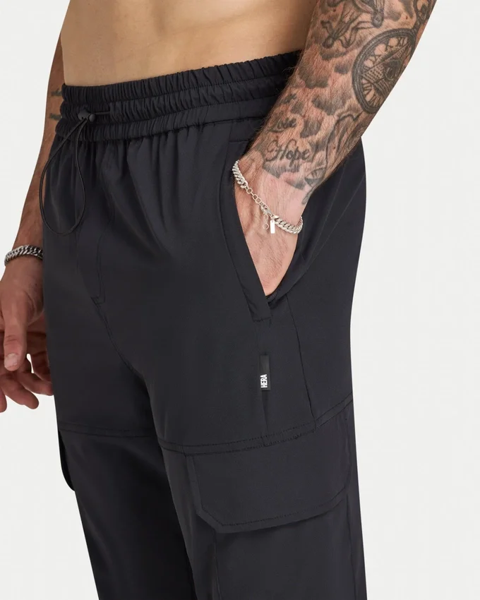 Mens tapered tech cargo pant Mens tapered tech cargo pant