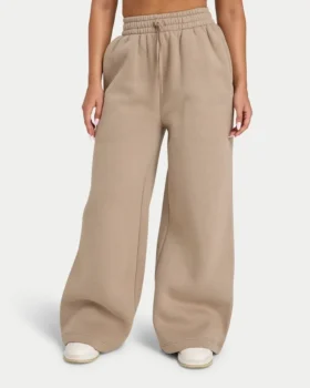 Womens collective wide leg sweatpant – mocha