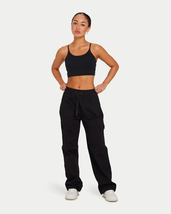 Womens essential crop top – black Womens essential crop top – black