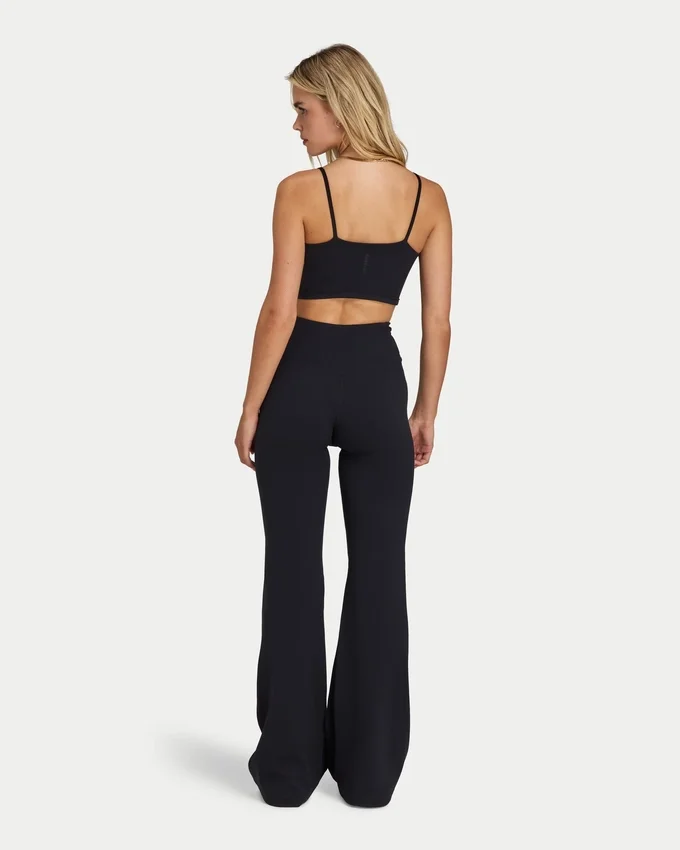 Womens essential flared legging Womens essential flared legging