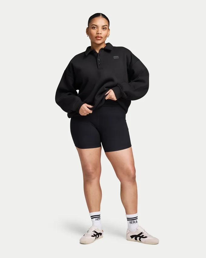 Womens essentials short Womens essentials short