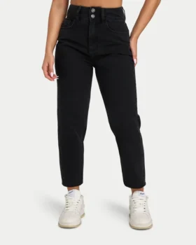 Womens mom jean – washed black