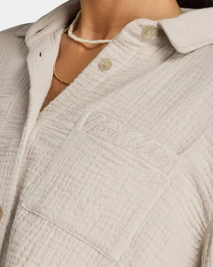 Womens resort cropped shirt Womens resort cropped shirt