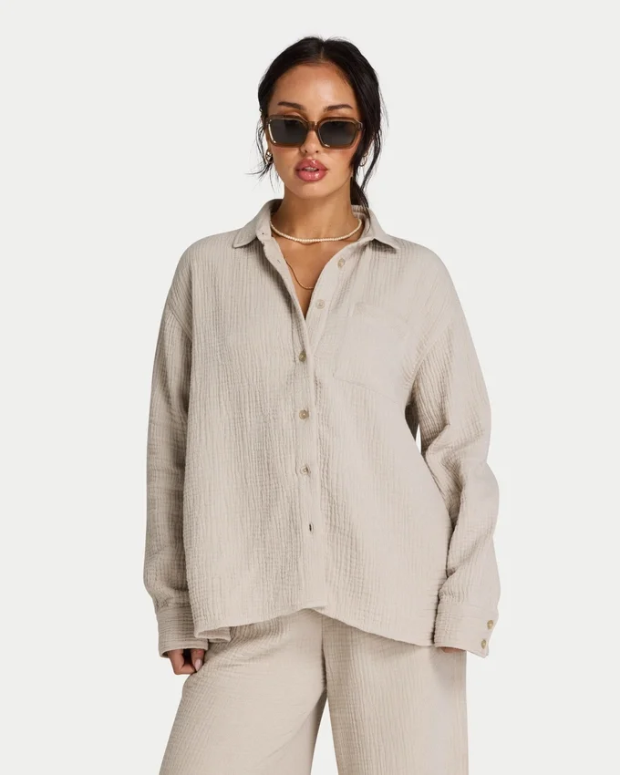 Womens resort long sleeve shirt Womens resort long sleeve shirt