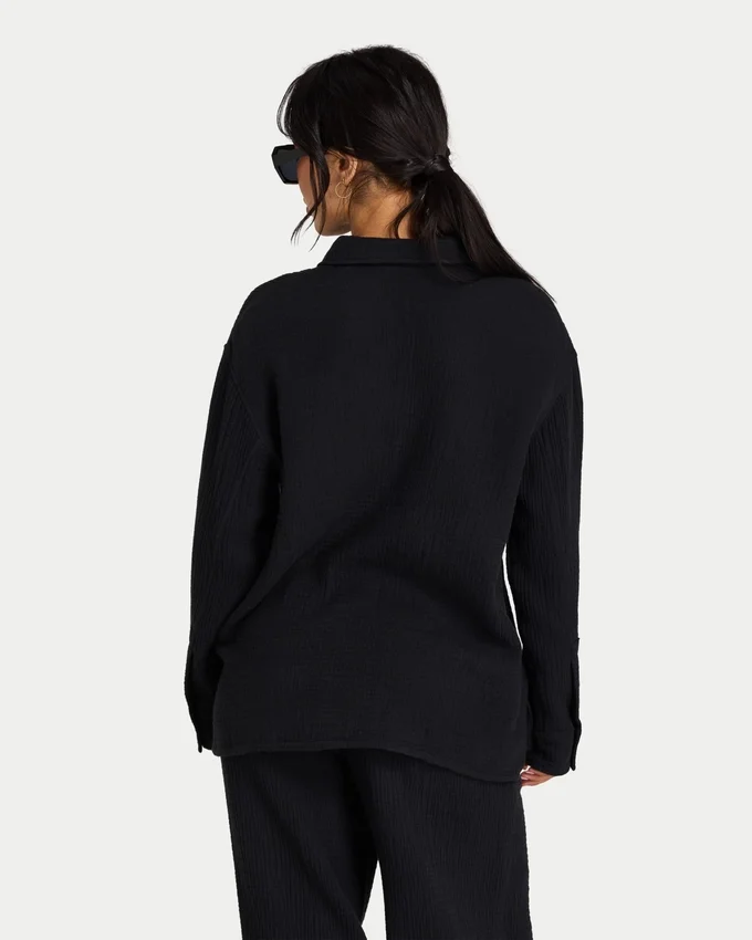 Womens resort long sleeve shirt Womens resort long sleeve shirt