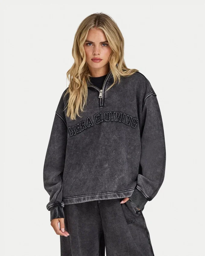 Womens signature washed oversized 1/4 zip sweatshirt Womens signature washed oversized 1/4 zip sweatshirt