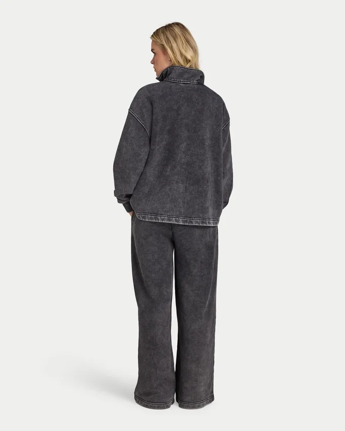 Womens signature washed oversized 1/4 zip sweatshirt Womens signature washed oversized 1/4 zip sweatshirt