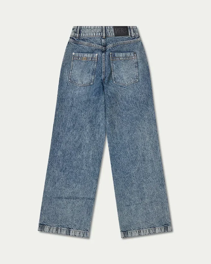 Womens straight leg jean Womens straight leg jean