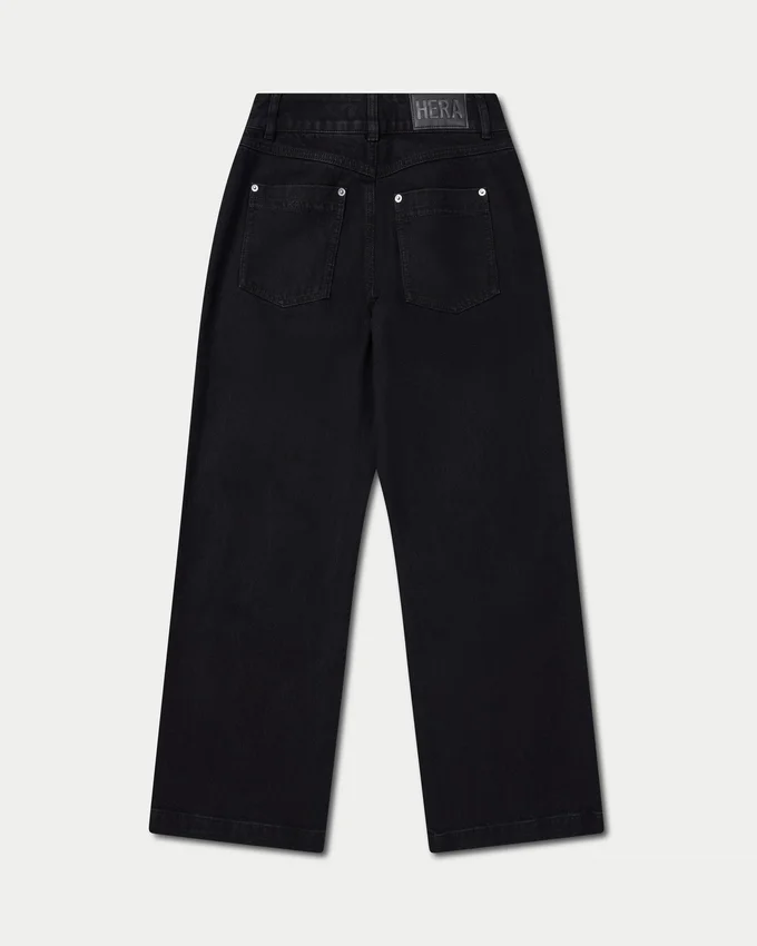 Womens straight leg jean Womens straight leg jean