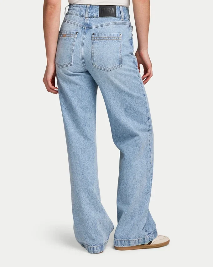 Womens straight leg jean Womens straight leg jean