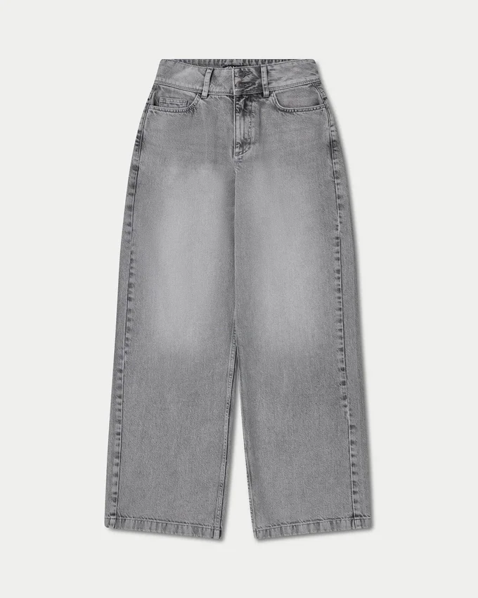 Womens wide leg jean Womens wide leg jean